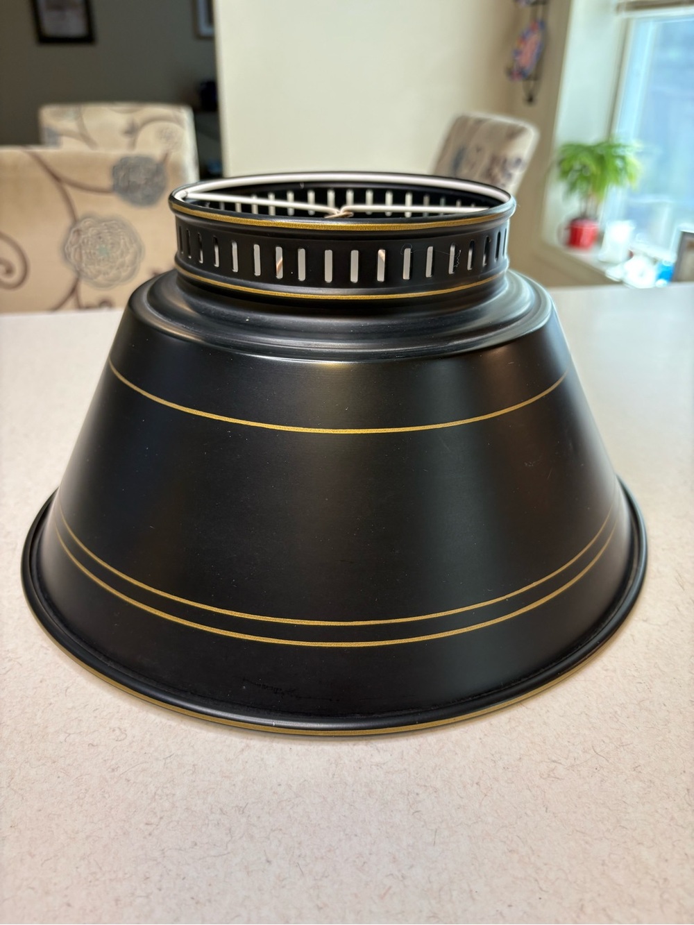 Vintage Black-and -Gold Metal Lamp Shade - Picture 1 of 8